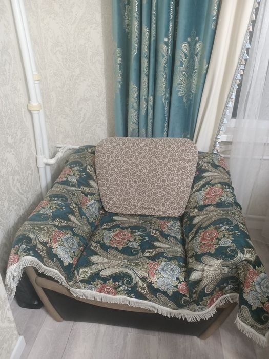 Продаю мягкий уголок 3-2-1