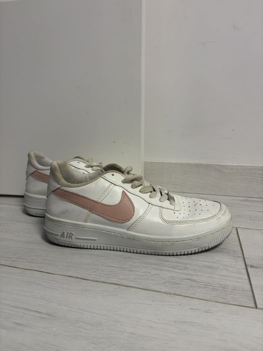 Обувки Nike