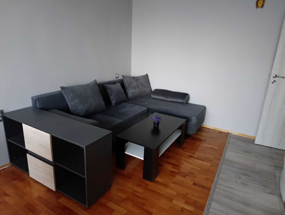 Дава се под наем Двустаен апартамент в Ямбол, Център - 55 кв.м за 348.84 € - Снимка #4