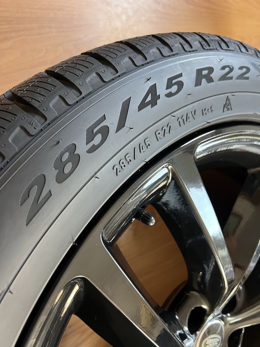 Jante Noi Pirelii 2025 LR RANGE ROVER L460 L461 SPORT 285 45 22