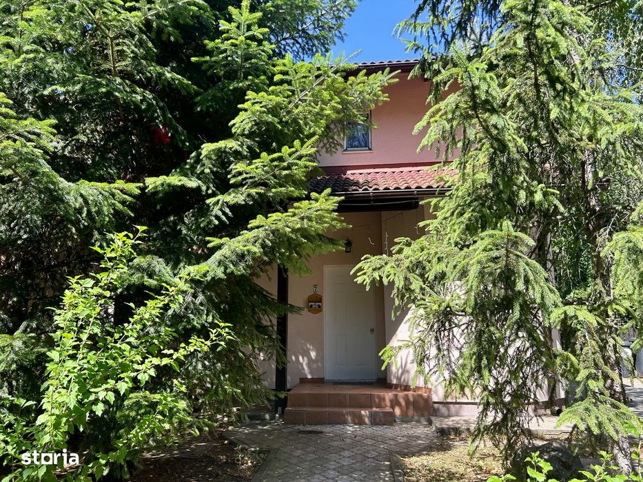 Resedinta 5 camere, cu Padure Privata, Paradisul Verde, teren 1735mp