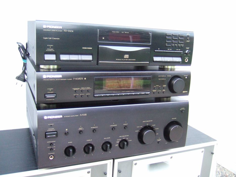 Pioneer Audio Hifi A-702R.  PD-S505 . F-502 Rds