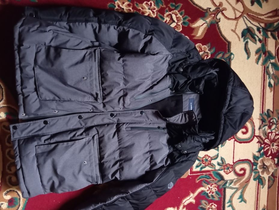 куртка сатылады качество жақсы 52размер екеуыде