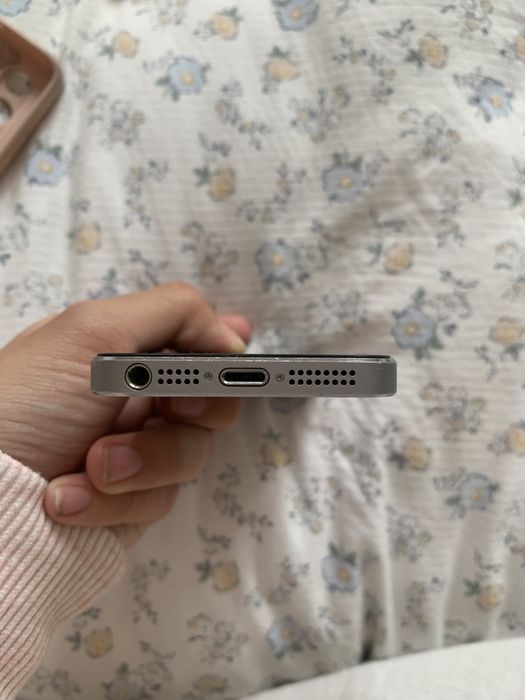 продается телефон на запчасти