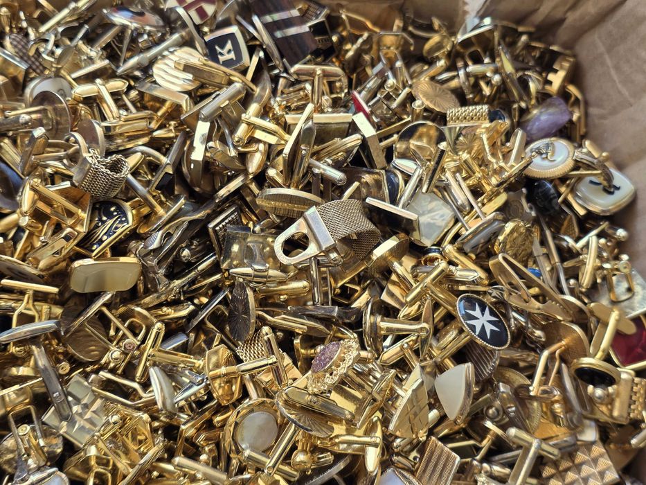 Лот Стари Позлатени Ръкавели Бутонели Позлата 1000 грама