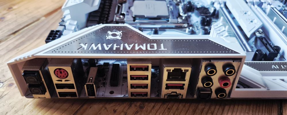 MSI X299 i7 7740X 5.36GHz 8 core 120mm Thermaltake 10 heatpipe