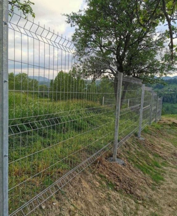 Confecționăm garduri și porți din plasa burdurata