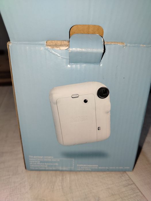 Фотоаппарат Instax mini 12