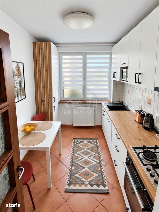 Apartament 3 camere decomandat balcon zona Dioda