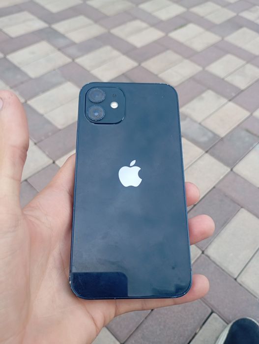 Продам айфон 12 128GB