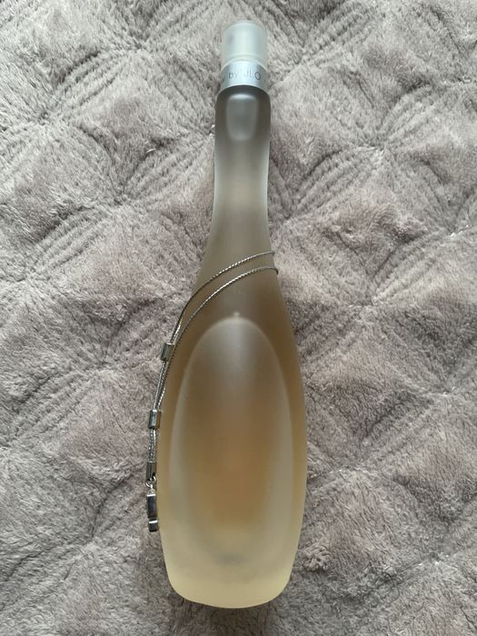 Продам духи Glow от Jennifer Lopez