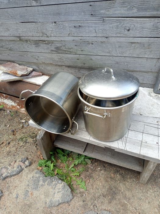Продам кастрюли 2 шт.