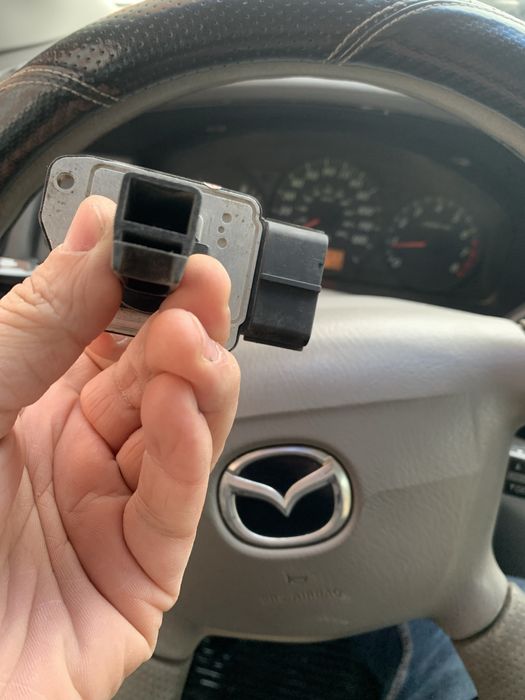 Подам дмрв на мазду МПВ