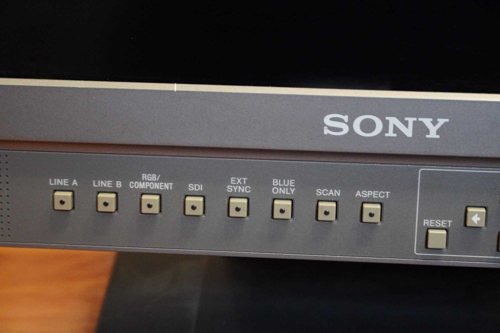 Видеомонитор Sony LMD1420