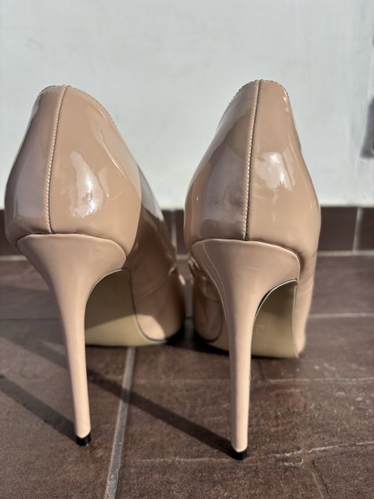 Pantofi stilette marimea 41