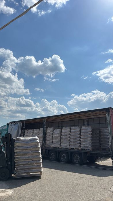 Дърва за огрев нарязани нацепени