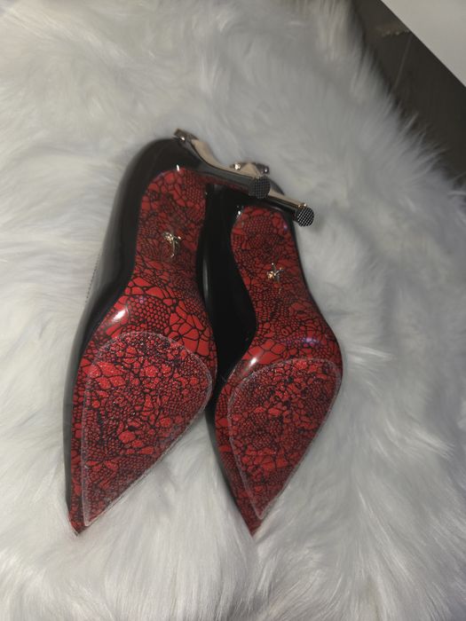 Продам туфли женские