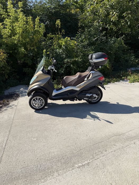 Piaggio MP 3, 500 cmc, categ. B