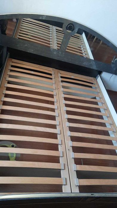 кровать двух спальная