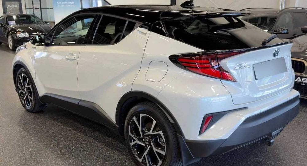 vând toyota c-hr 2020