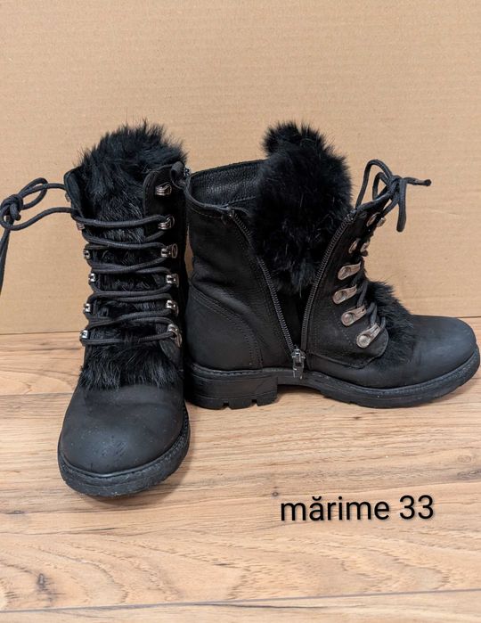 Donez ghete de iarna cu blăniță pentru fete