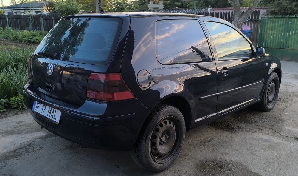 Golf 4 coupe 1.4 16 V AXP