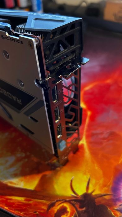 Видеокарта RX 6800 XT AMD Radeon Sapphire Nitro+ SE 16gb GDDR6