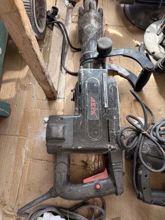 Otboyni molotok kompresor