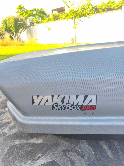 Автобокс за кола