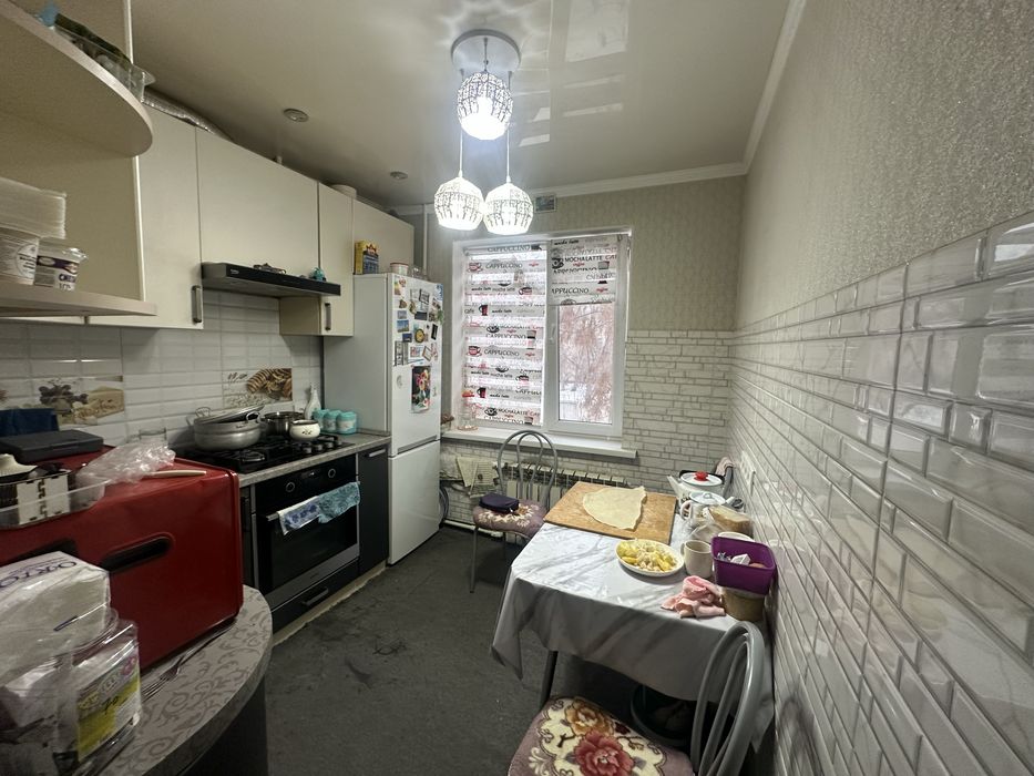 Продам 2х ком квартиру, в 11 мкр