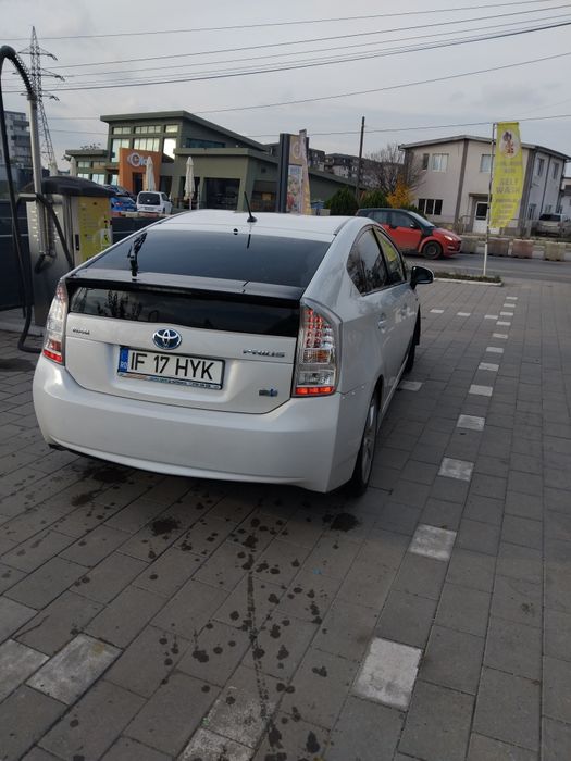 Toyota prius 2011