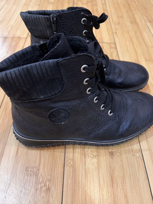 Продам женскую обувь