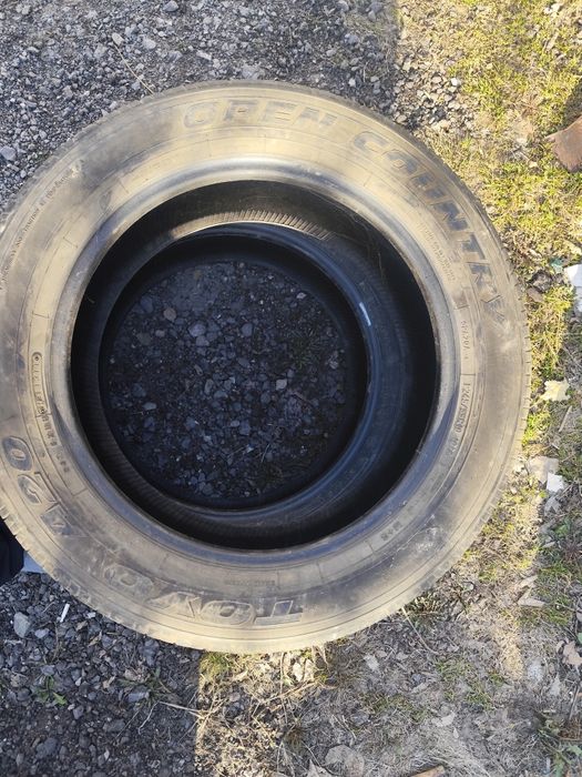 Продам резину Toyo