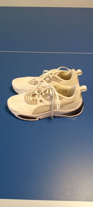 Мужские кроссовки, 43 размер