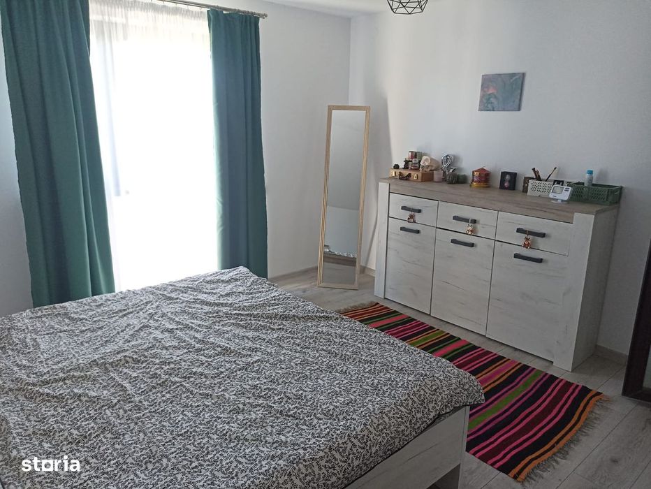 Casa D+P+E la intrare in Curtesti