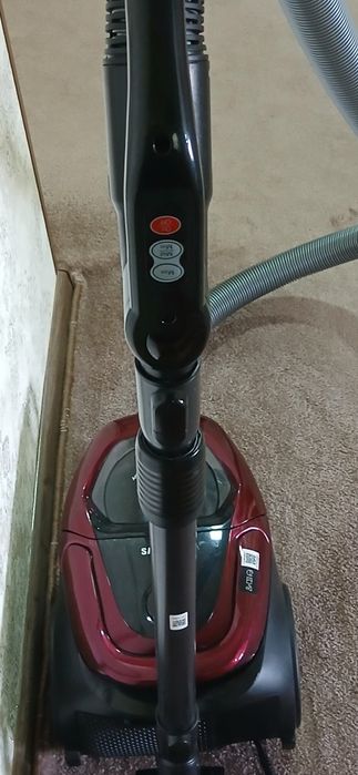 Пылесос самсунг почти новый месяц