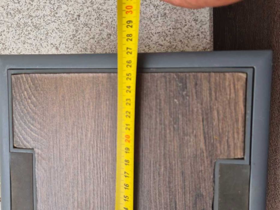 Комплект 8 бл. подова оборудвана електро кутия Легранд с капак Legrand