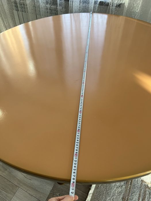 Стол, 4 стула в подарок