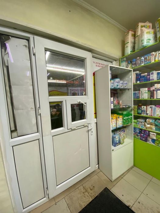 Сдам в аренду аптеку и процедурныц