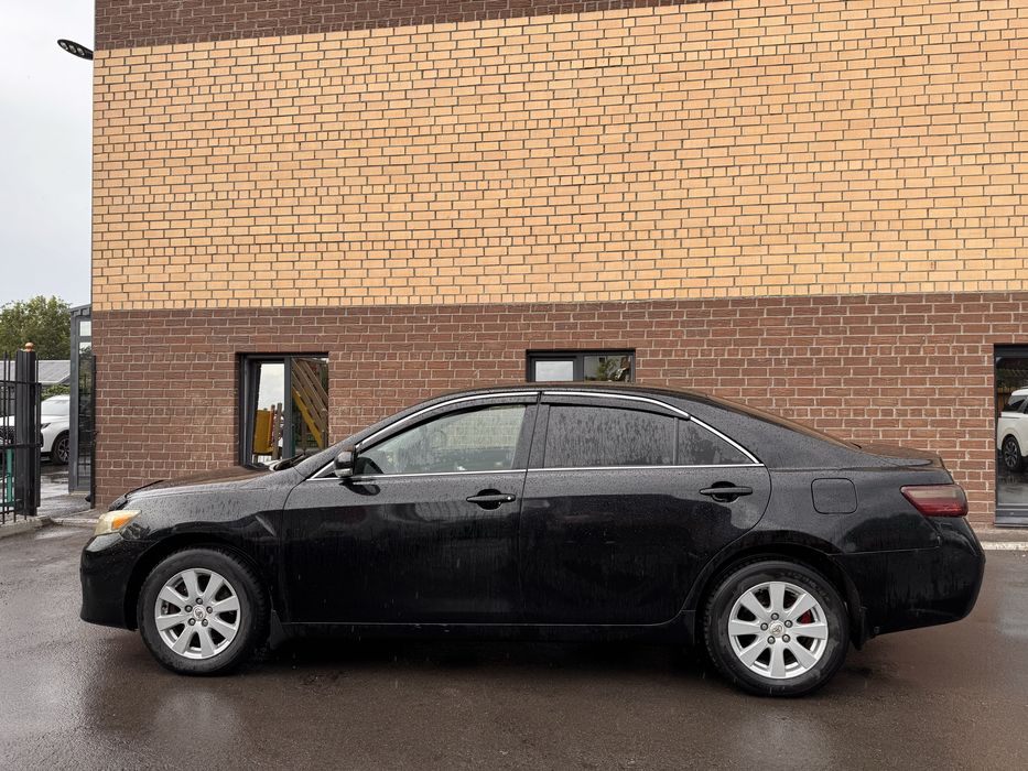 Продам toyota camry
