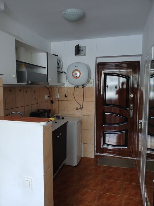 Vand sau închiriez garsoniera Turnisor