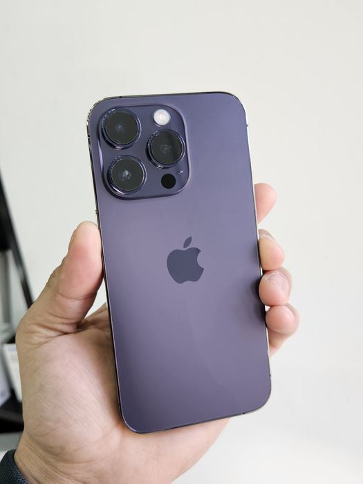 Iphone 14 pro.     .