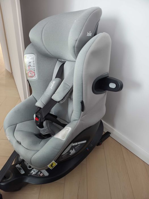 Scaun auto rotativ copil Joie Spin 360 certificat ADAC