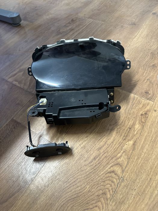 Километраж за Тойота Ярис бензин!