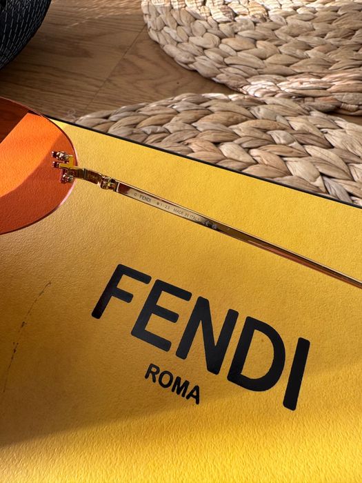 Слънчеви очила Fendi