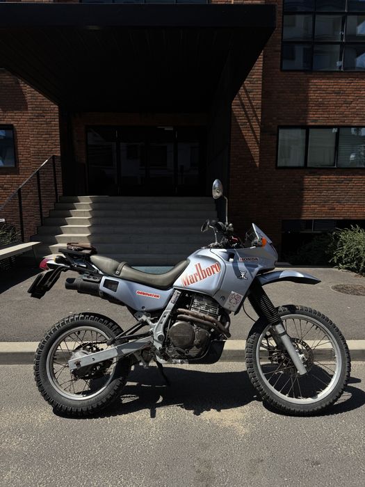 Honda nx 650 1989