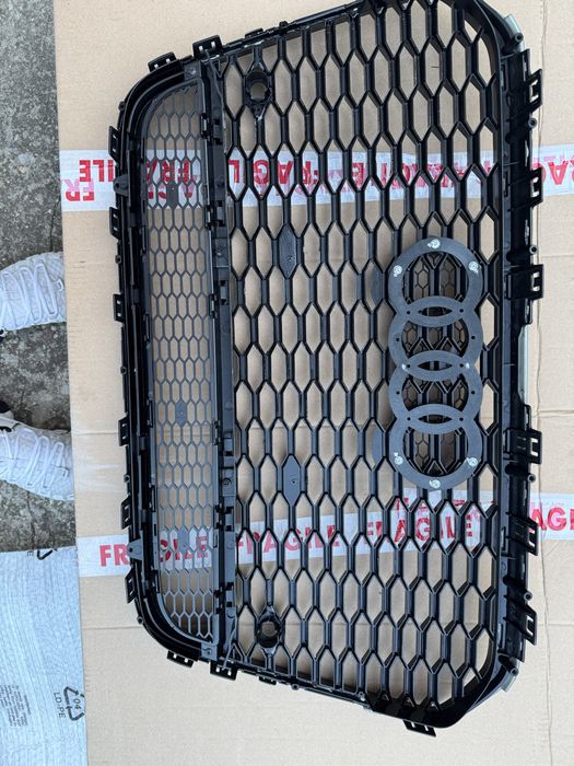 Grila Fagure RS Audi A6 C7