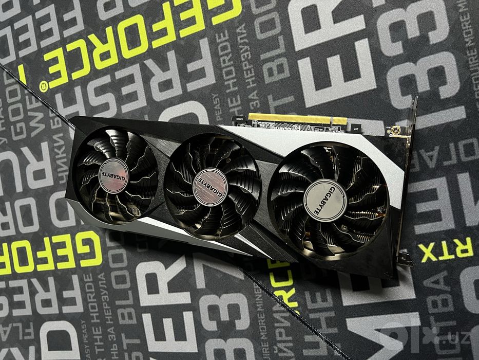 Gigabyte GeForce RTX 3070 GAMING OC 8GB GDDR6 256-bit