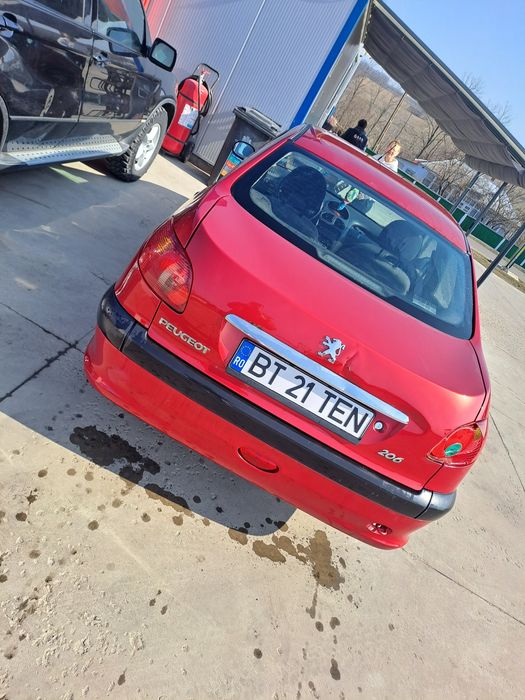 Vând Peugeot 206