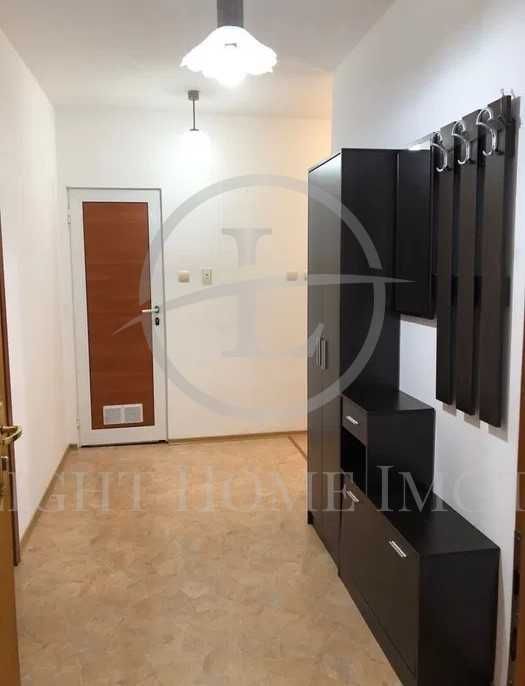 Продава се Тристаен апартамент в Пловдив, Кючук Париж - 110 кв.м за 2082 €/кв.м - Снимка #11